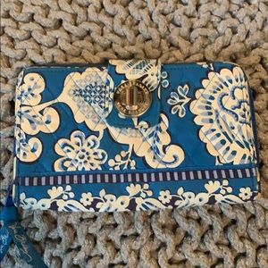 Vera Bradley wallet